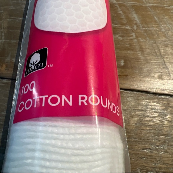 Dickinson's Micellar Cleansing Witch Hazel - Picture 6 of 10